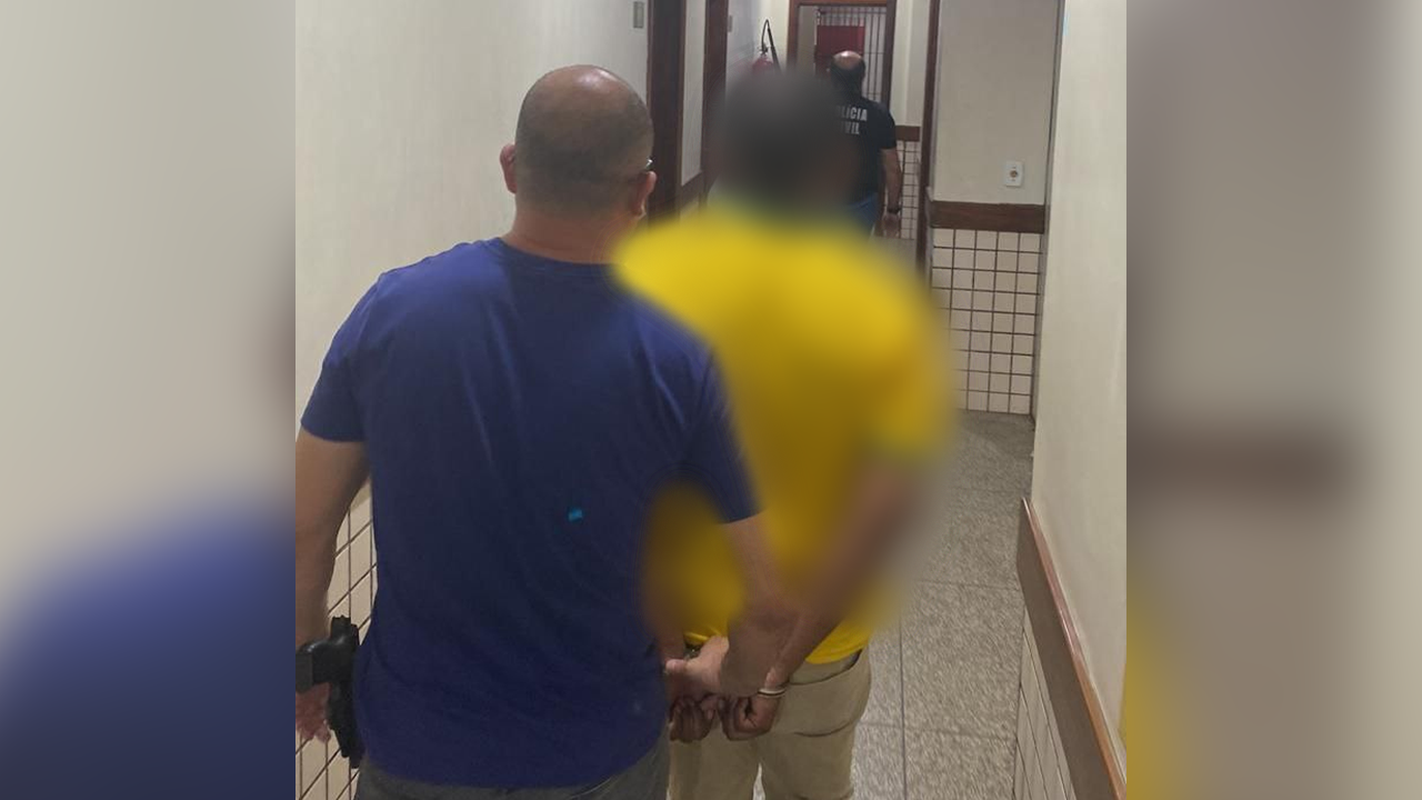 EM MACAPÁ, POLÍCIA CIVIL PRENDE INDIVÍDUO ACUSADO PELA PRÁTICA DO CRIME DE TRÁFICO DE DROGAS